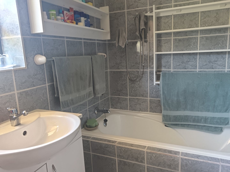 3 Bedroom Property for Sale in Dolphin Creek Golf Estate Western Cape